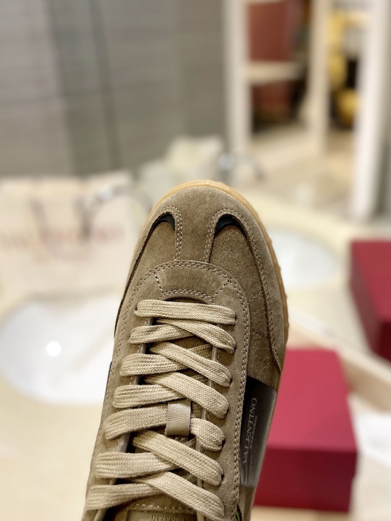 Valentino Sneakers